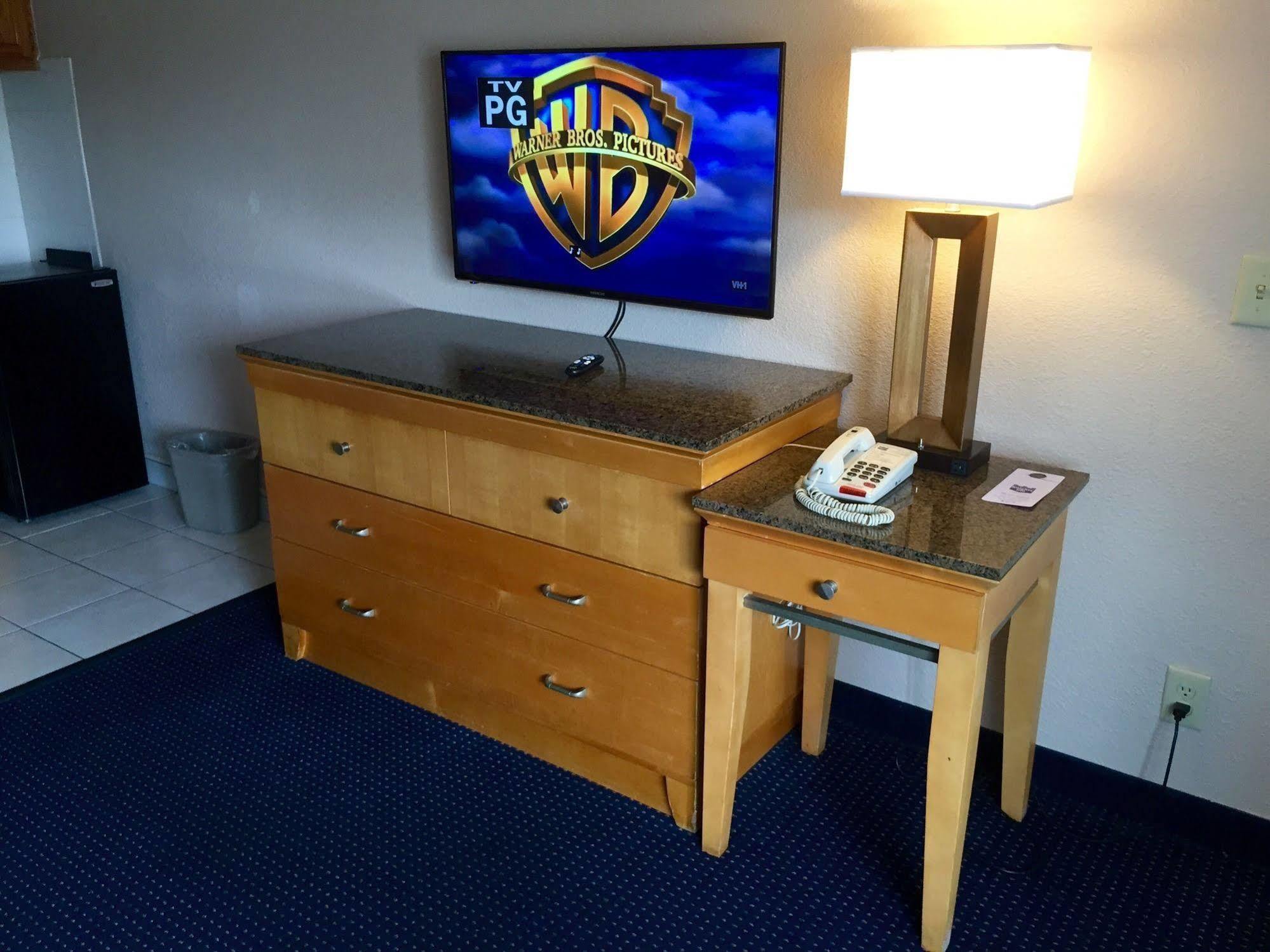 Hotel Breeze & Suites, Virginia