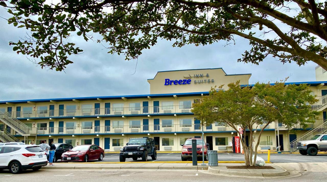 Breeze & Suites, Virginia Virginia Beach